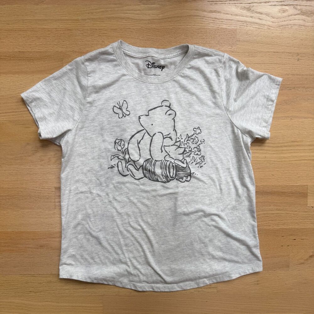 Disney Winnie the Pooh Piglet Women’s Large Gray Graphic T-Shirt Tee